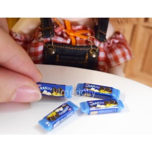 4pcs 1/12 Dollhouse Minature Food Mini Simulation Oreo Cookies Snake for Blyth Barbies BJD Doll Food Play Kitchen Toys