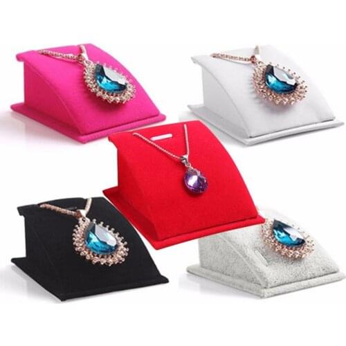 Hot Sale Necklace Bust Display Rack Jewelry Pendant Chain Display Holder Neck Velvet Stand Simple Easel Jewelry Organizer Stand