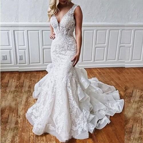 Latest Gorgeous Lace Mermaid Backless Bridal Wedding Gowns Plunge V Neckline Tiered Ruffles Skirt Wedding Dresses for Bride