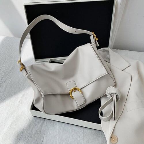 New retro large-capacity black shoulder armpit bag Baguette bag all-match tide flip Diagonal handbag fashion purse and Handbags