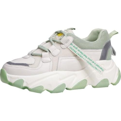 Daddy shoes women 2020 spring Korean wild leather thick-soled casual shoes super fire increased sports shoes womens shoes