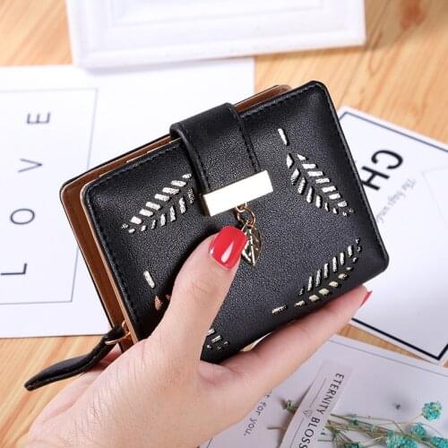 2020 New Women Short Wallets Hollow Leaves Small Wallet Zipper Clutch Bag Mobile Phone Bag Card Bag Female