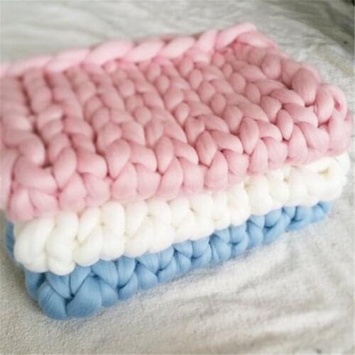Fashion Hand Chunky Knitted Blanket Thick Yarn Wool like Polyester Bulky Knitted Blankets Winter Soft Warm Throw
