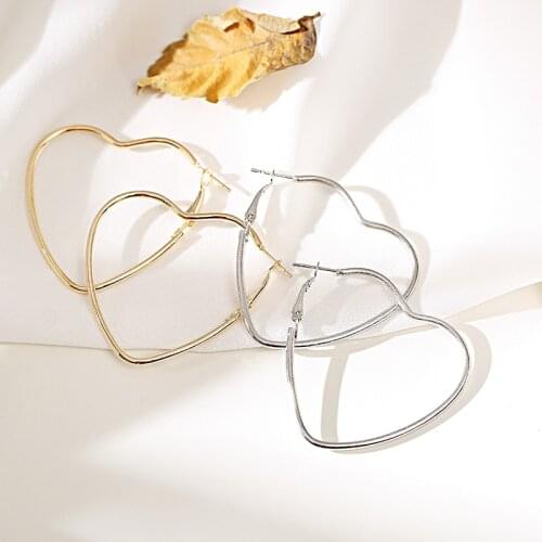 New Fashion Earrings Personality Simple Sexy Sweet Female Earrings Heart Shape Big Love Empty Earrings Jewelry Drop Earrings