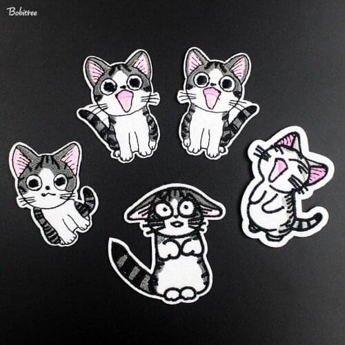 Cute Cats Patches Appliques Hot Iron on badge Costume Decoration Stickers for Clothes Jeans Jacket DIY Patchwork