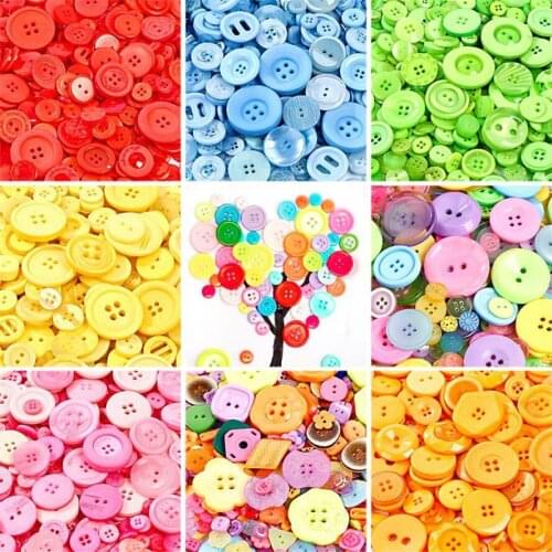 100g 9-30mm Assorted Resin DIY Buttons Arts Crafts Card Making Scrapbooking Sewing Acessories Bright Christmas Pastel