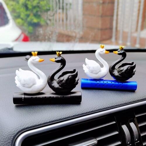 Car Air Freshener Black White Swan Couples Crown Swan Car Decoration Accessories Interior Perfume Clip Aromatherapy Gift