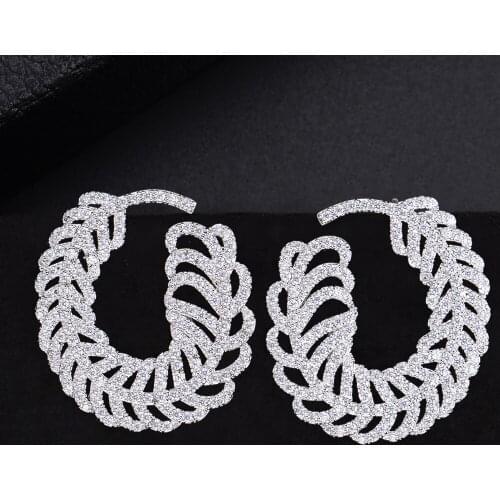 LARRAURI Luxury Engagement Wedding Party Nightclub Ear Earrings Accessories Cubic Zirconia CZ Statement Stud Earrings