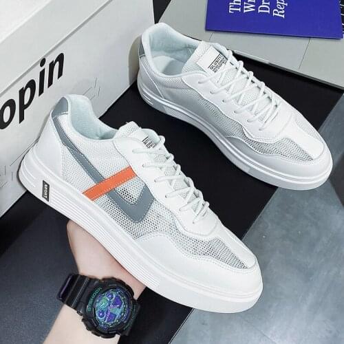 Breathable Men Mid top board shoes new Korean personalized casual light fashion mens shoes Breathable mens sneakers