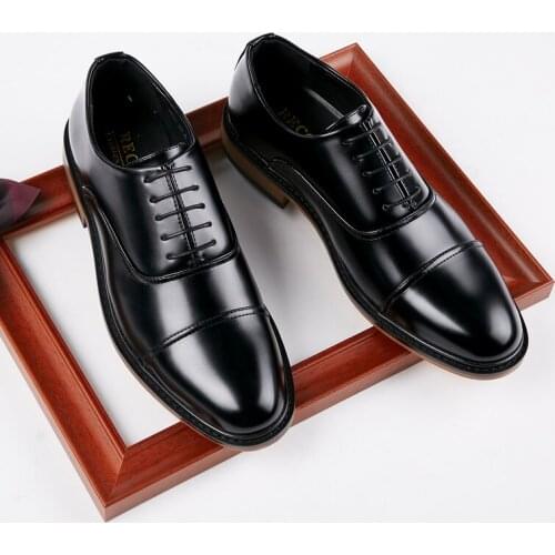 New Designer Brand Vintage Men Shoes High Quality Soft Leather Formal Dress Loafers Business Wedding Oxfords Mens Dress Shoes