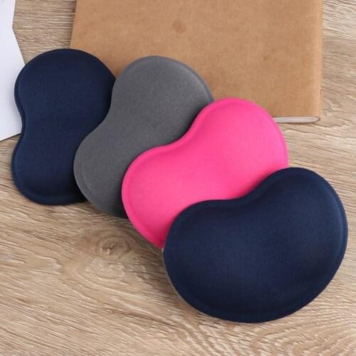 1Pcs Fashion Design Heart-shaped 3D Wrist Rest Silica Gel Hand Pillow Memory Cotton Mouse Pad 4 Colors
