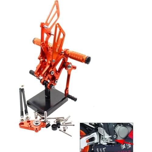 CNC Piede Del Motociclo Pioli Resto Pedali Pedane Posteriore For Honda CBR CBR600RR 600RR 2003-2006 2004 2005