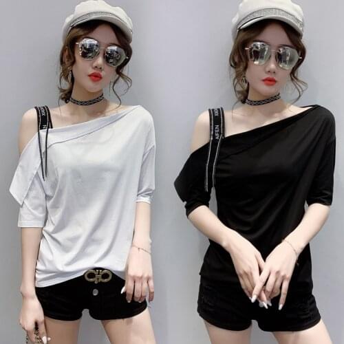 In the spring of the new show thin short sleeve han edition machine inclined shoulder dew shoulder clothes carefully