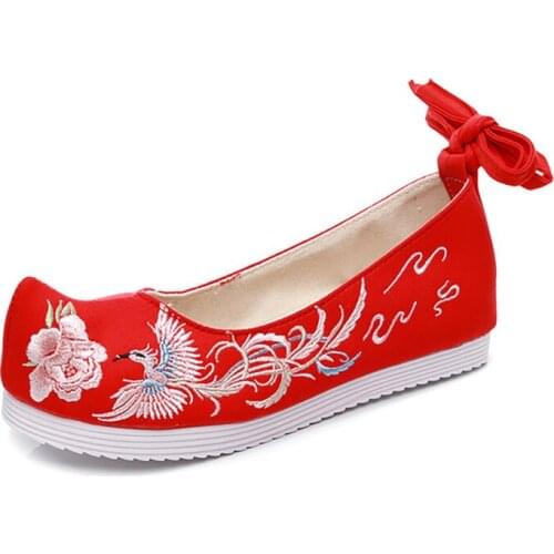 2020 Women Red Cotton Flat Ladies Ankle Strap Comfort Casual Flats Chinese Wedding Phoenix Embroidered Increase Heel Shoes Woman