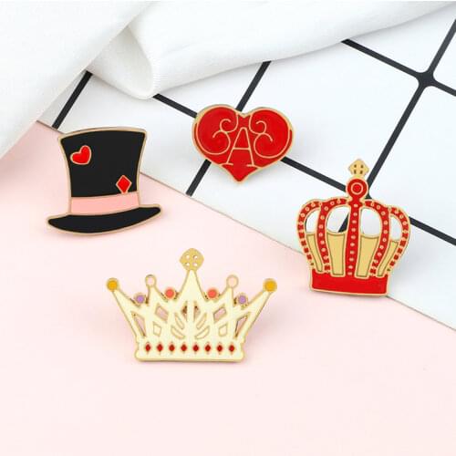 Noble Vintage Crown Brooches Gentleman Hat Heart Enamel Pins Cartoon Cute Creative Badge Metal Custom Jewelry Backpack Lapel Pin