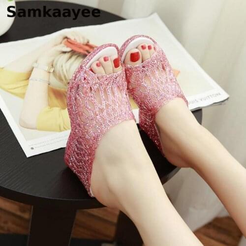 Samkaayee Women's Clogs