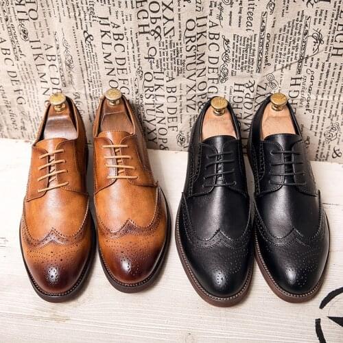 Men New Footwear Black Brown Fashion Design Leather Mens Bullock Shoes Men Formal Shoes Autumn Brand Wedding Dress Shoes