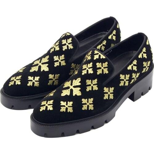 Winter embroidery Oxford handmade Nubuck leather Shoes for men increase High Quality Loafers Fashion men shoes