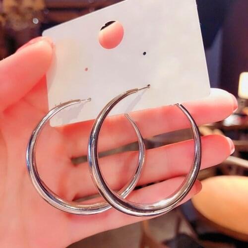 Miuoxion Wholesale Retro Exaggerated Big Earrings Fashion Personality Jewelry For Women Feature Namour Charm Gift All Seasons