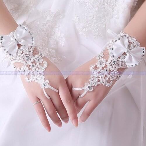 YuNuo Wedding Lace Gloves