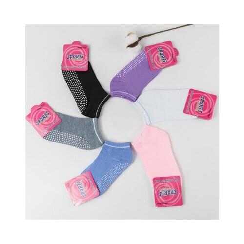 100 pairs Yoga Socks Anti slip Silicone Gym Pilates Ballet Socks Fitness Sport Sock Women Cotton Breathable Elasticity Free Size