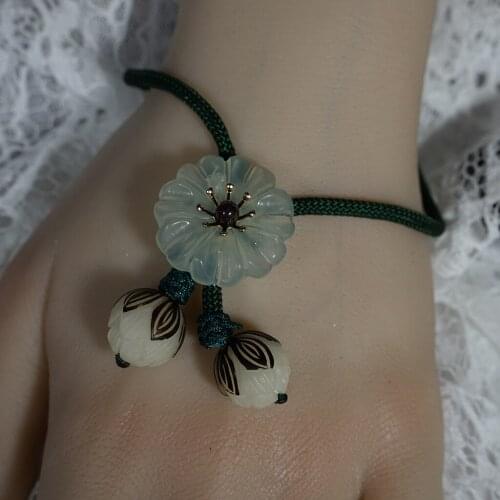 2 Pieces Professional Flexible Soft Silicone Mannequin Model Hand Nail Art Practice/Trainning/Display