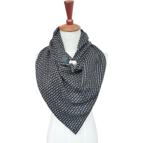 Casual Fashion cashmere Formal Plaid Scarf Women men Poncho Winter Shawls and Scarves Triangle scarf with leather cuff