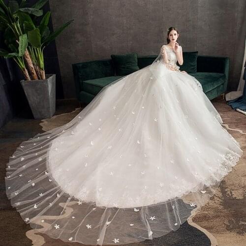 2020 Luxury Lace Wedding Dress With Cape Sweep Train Ball Gown Vestido De Noiva Wedding Dresses Vintage Princess Bridal Dress