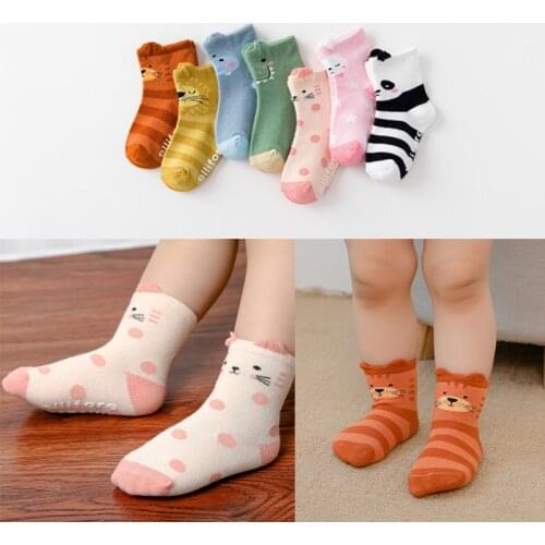 1 Pair 0 to 5 Years Cute Animal Anti-slip Socks For Baby Cotton Childrens Floor Socks With Grips Autumn Winter Infants Socks