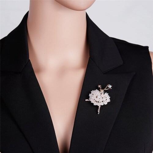 HJUEY Brooches Girl On Clothes