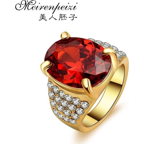 New Fashion Rings Red Stones Gems Luxury Beautuful Jewelry Retro Style Garnet Birthstone Simple Ring Crystal Jewelry