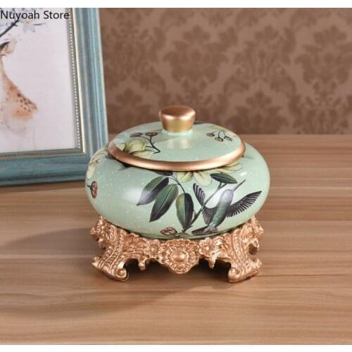 European-style Ceramic Ashtray with Lid Modern Minimalist Living Room Decoration Coffee Table Decoration Household Storage Box