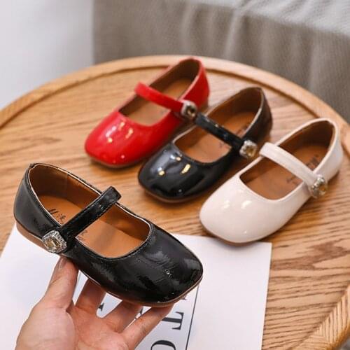 2020 New Spring Girls Party Shoes Patent Leather Princess Shoes For Big Girl Flats Comfortable Children Toddlers Shoes 1-12y