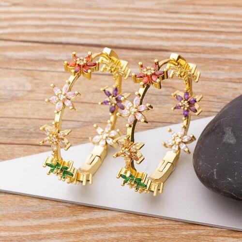 2021 New Design luxury Flower Rhinestone Earrings Big Circle Colorful Loop Earrings For Women Girls Party Wedding Jewelry Gifts
