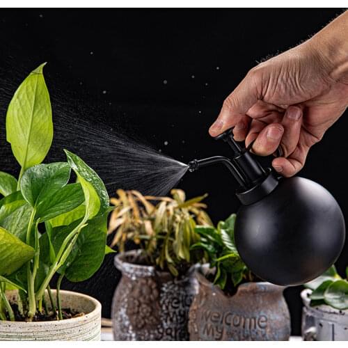 500ml Metal Spray Bottle Black Gardening Retro Nordic Shower Watering Can Home Plant Pot Bottle Watering Device Garden Tool