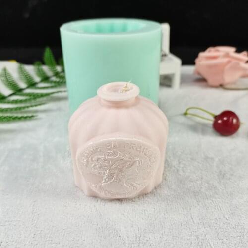 PRZY Classic Art Silicone Candle Mold DIY Round Mold for Candle Making Wax Soap Mold Crafts QT0291