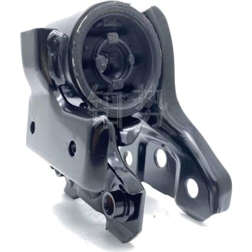 Car Lower swing arm cushion rubber 2007-Hon daC R-V RE1 RE2 RE4 Lower suspension driven bush Lower suspension rubber sleeve