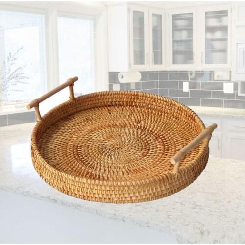 Round Hand-woven Fruit Storage Basket Rattan Bread Serving Handcrafted Tray Platter with Wooden Handle Classic