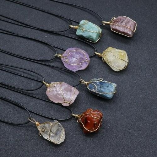 14 Colors Natural Semi-precious Stone Pendant Necklaces Crystal Rose Quartz Original Stone Wire Wrapped Pendant Irregular Shape