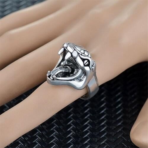 Peculiar Snake Head Couple Rings Women Men Hollow Domineering Punk Finger Ring Hip-hop Street Dance Party Jewelry Gift