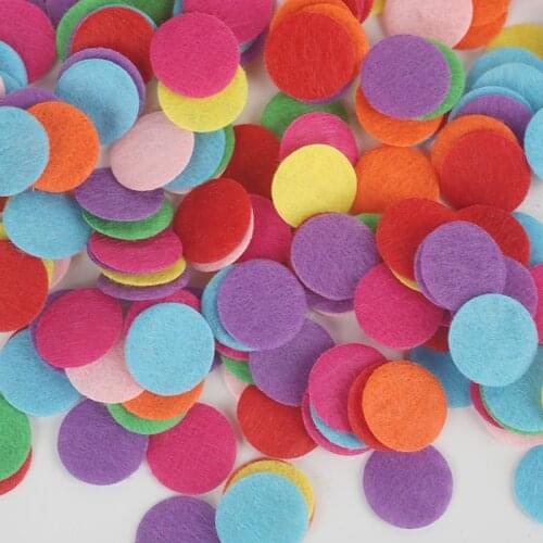300Pcs/lot Random Color 15mm/20mm/25mm/30mm Round Felt fabric pads accessory patches circle felt pads, fabric flower Accessories