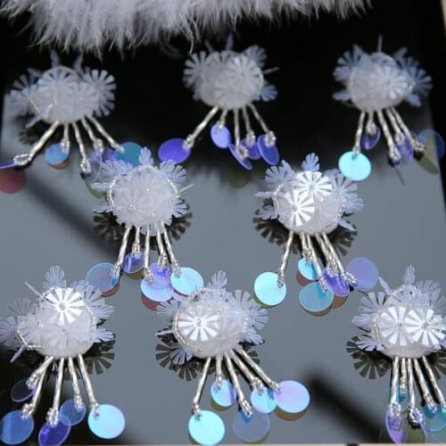 Snowflake flower sequined patches sewing on garment stick embroidery applique patches for clothes parches para la ropa