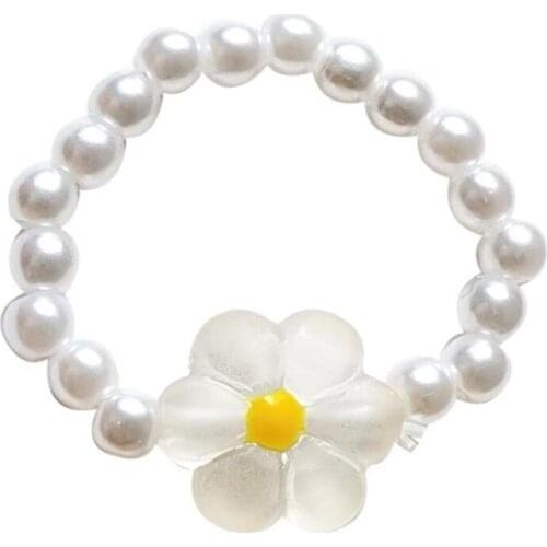 Korean Fashion Elastic Rope Pearl Beads Ring Simple Charm Female Finger Clear Flowers Ring Elegant Women Party Jewelry Girl Gift