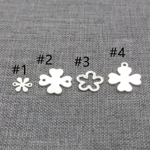20 Pieces of 925 Sterling Silver Small Clover Tag Charms Lucky Flower Tags