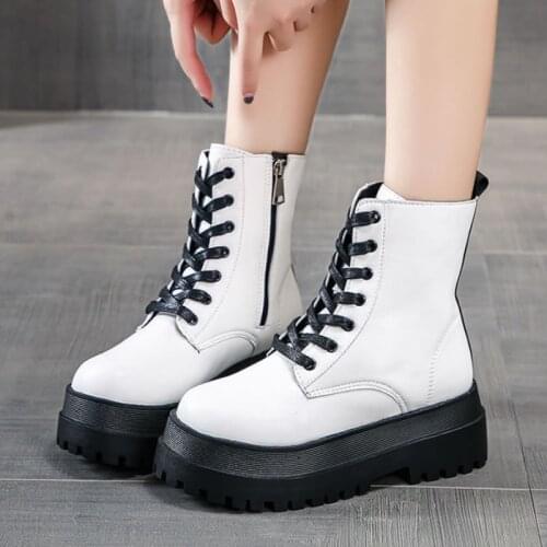 Fashion Women Boots 2021 Hot New High Quality Warm Platform Shoes Woman Motorcycle Martin Boots Women Chunky Heels Ankle Boot