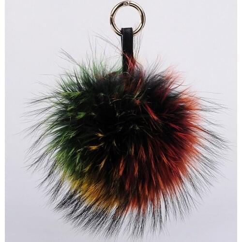 Luxury 15cm Fluffy Raccoon Fur Ball Keychain Real Fur Keychain Pom pom Key Chain Pompom Keyring Charm Women Bag Pendant