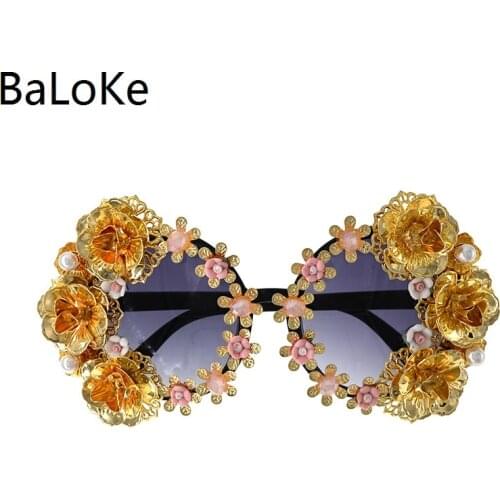 Super Baroque Retro Sunglasses Women Metal Flowers Vintage Eyewear Brand Design Sun Glasses Outdoor Casual Accessories