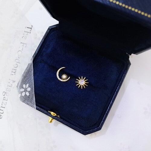 1 Pair Ladies Asymmetric Temperament Earrings Star Moon Ear Pin Womens Ear Jewelry