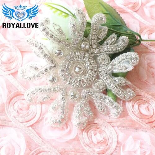 Flower rhinestone applique Wedding Diamante Embellishment Bling Bling Decorative Trim Crystal Patch For wedding accessories