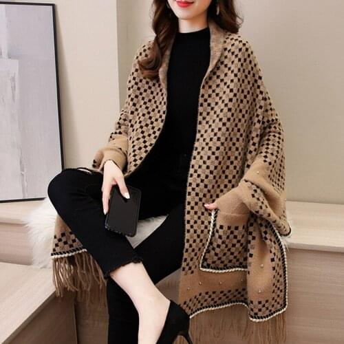 Luxury New Fashion Winter Warm Plaid Sleeve Ponchos Capes Women Oversized Shawls Wraps Cashmere Pashmina Female Bufanda Mujer